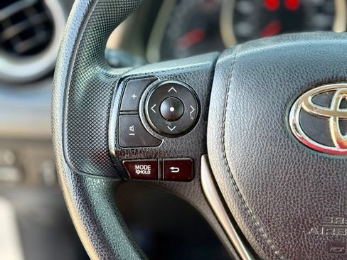 Used 2015 Toyota RAV4 XLE FWD image 18