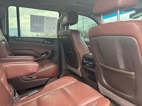 Used 2015 Chevrolet Suburban LTZ image 21