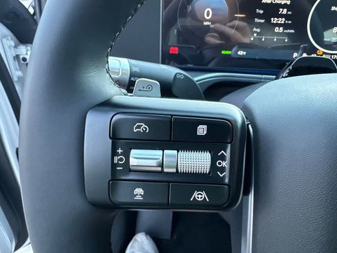 New 2026 Hyundai Ioniq 9 Limited AWD/4WD image 17