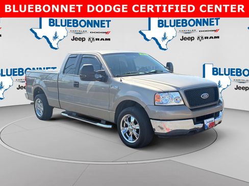 Used 2004 Ford F150 XLT RWD image 3