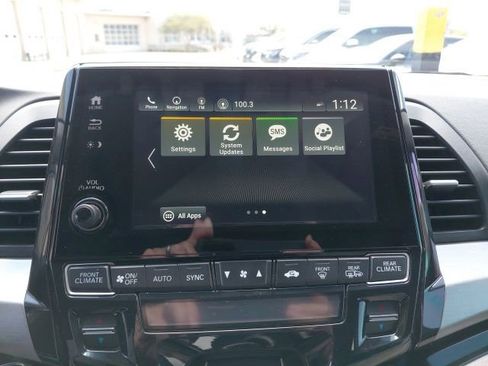 Used 2020 Honda Odyssey Elite image 22