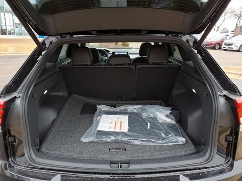 New 2026 Volkswagen Atlas Cross Sport SE AWD/4WD image 32