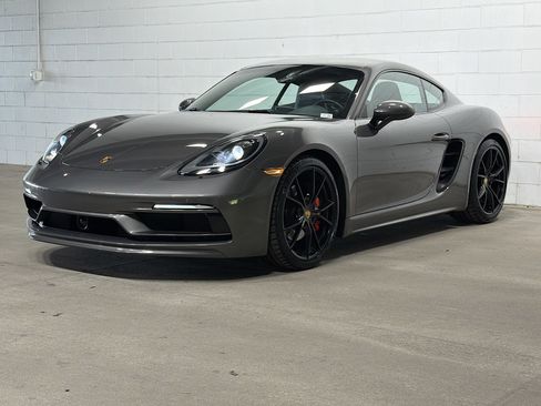 Certified 2019 Porsche 718 Cayman S RWD image 1