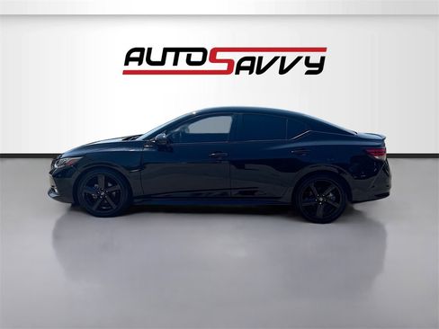 Used 2022 Nissan Sentra SR w/ Midnight Edition image 4