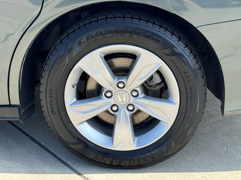 Used 2019 Honda Odyssey EX-L image 4