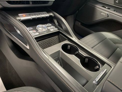 New 2025 Lincoln Nautilus Reserve w/ Jet Appearance Package image 23