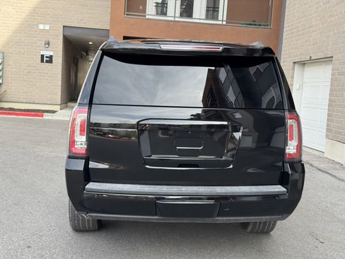 Used 2015 GMC Yukon XL SLE w/ Convenience Package AWD/4WD image 4