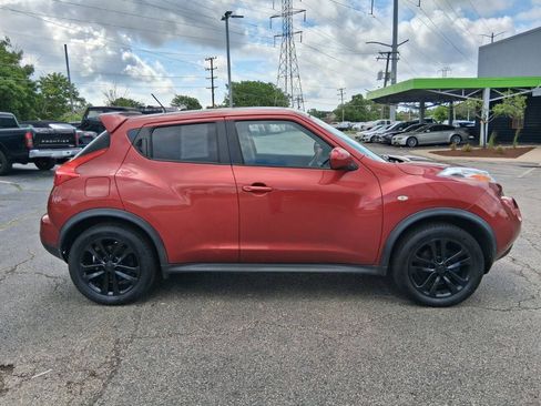Used 2014 Nissan Juke SV AWD/4WD image 4