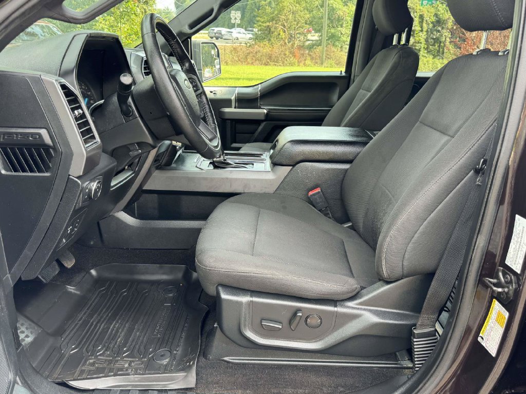 Used 2019 Ford F150 XLT w/ Equipment Group 302A Luxury AWD/4WD image 21