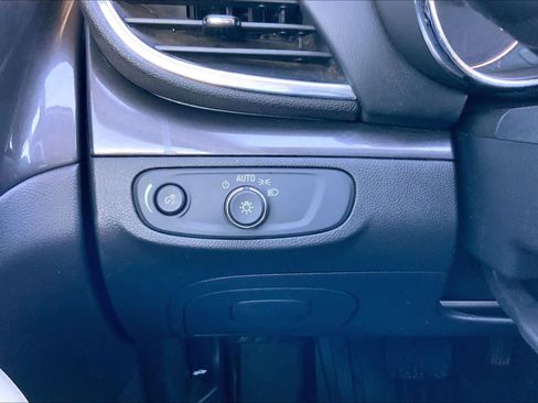 Used 2019 Buick Encore Preferred image 35