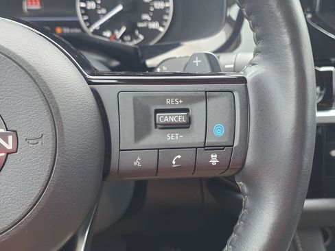 Used 2024 Nissan Pathfinder SL image 22