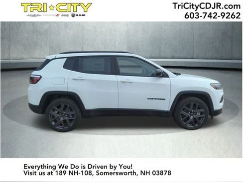 New 2026 Jeep Compass Latitude image 6