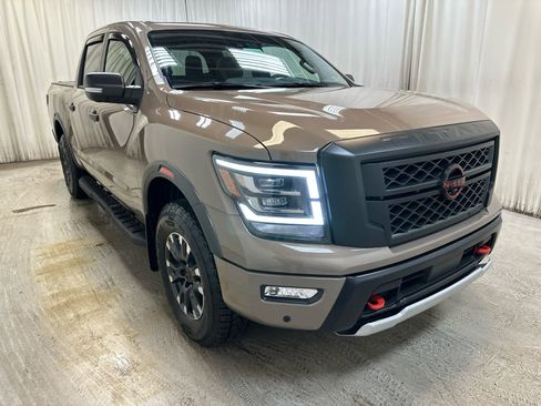 Certified 2023 Nissan Titan PRO-4X w/ Pro-4x Convenience Package image 2