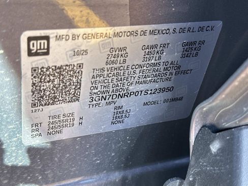 Used 2026 Chevrolet Equinox EV LT FWD image 17