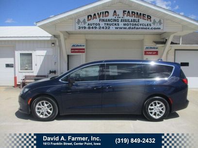 Used 2017 Chrysler Pacifica Touring