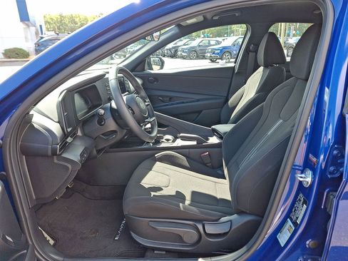 Certified 2025 Hyundai Elantra Sport w/ Cargo Package image 17