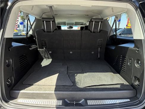Used 2020 Chevrolet Suburban LT w/ Max Trailering Package RWD image 26