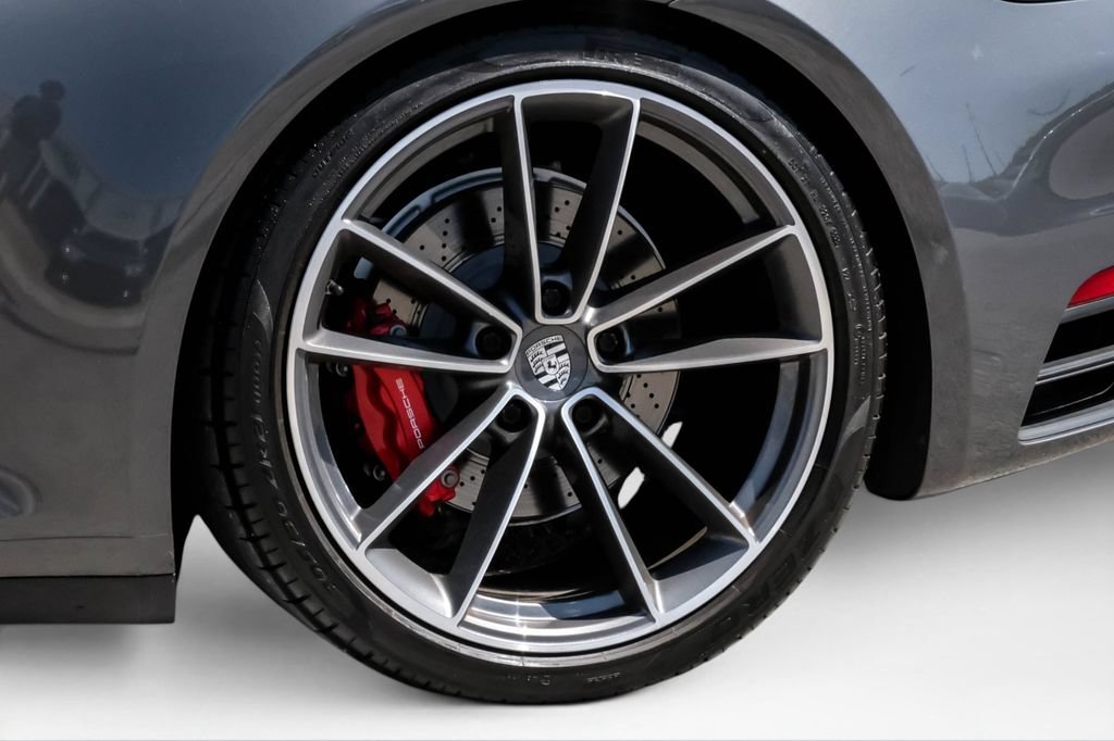 Used 2021 Porsche 911 Carrera 4S AWD/4WD image 45