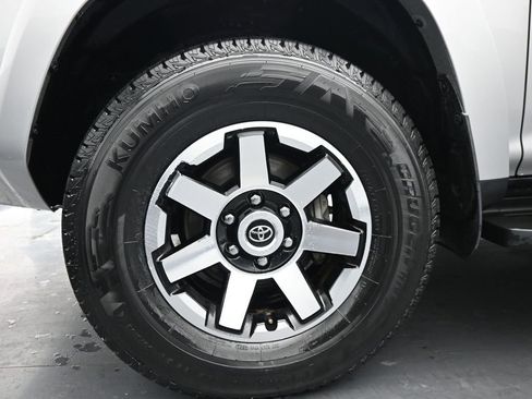 Used 2023 Toyota 4Runner TRD Off-Road Premium image 14