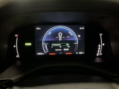 Used 2025 Toyota Camry LE FWD image 13