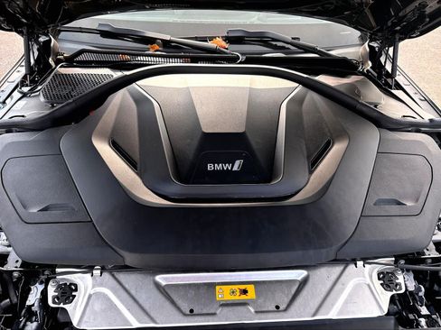Used 2023 BMW i4 eDrive40 RWD image 32