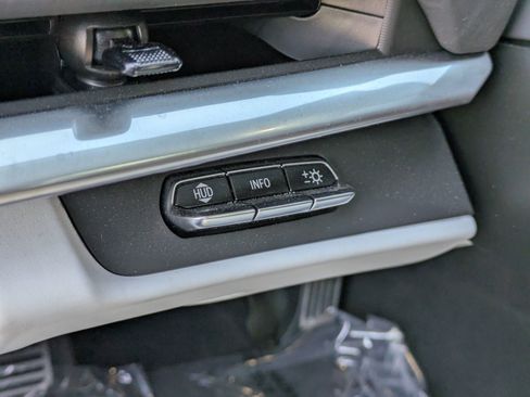 Used 2022 Chevrolet Corvette Stingray Premium Conv w/ Z51 Performance Package image 15