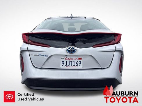 Certified 2020 Toyota Prius Prime LE FWD image 7