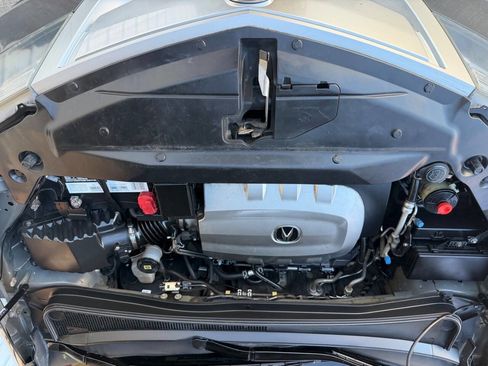 Used 2011 Acura MDX image 18