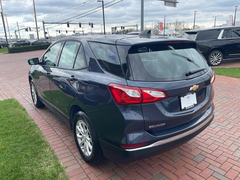 Used 2018 Chevrolet Equinox LS image 10
