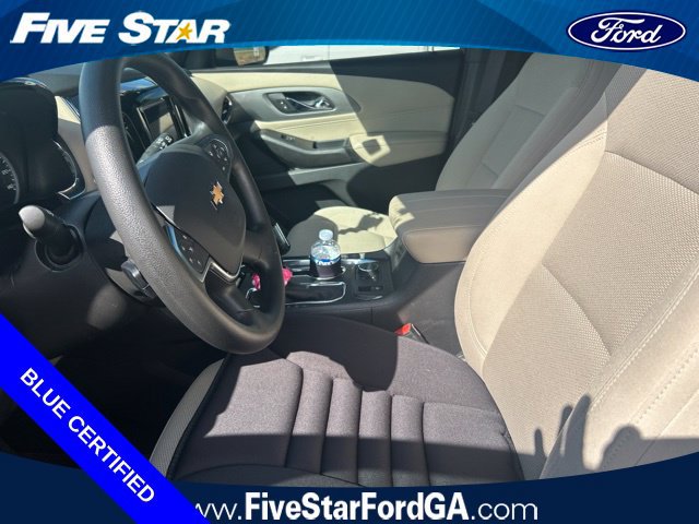 Used 2023 Chevrolet Traverse LS w/ Safety Package FWD image 8