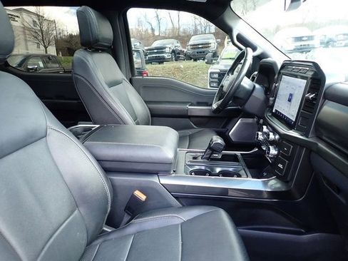 Certified 2022 Ford F150 Lariat w/ Equipment Group 502A High image 9