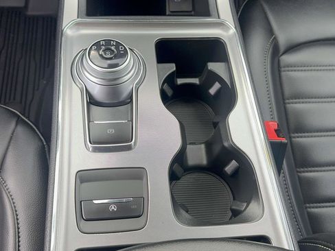 Certified 2022 Ford Edge SEL w/ Convenience Package image 16