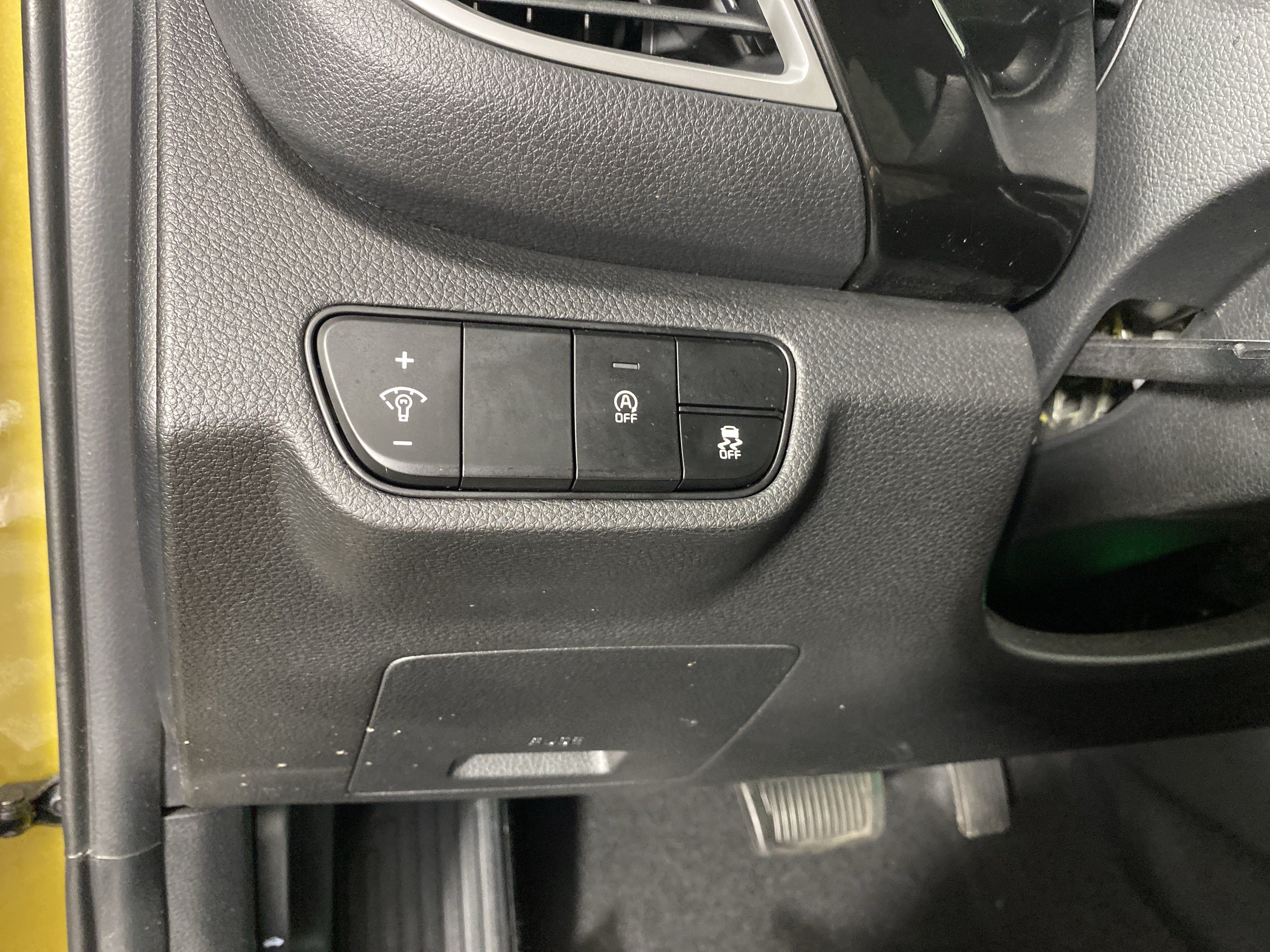 Used 2024 Kia Seltos S FWD image 25