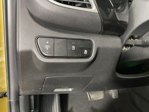 Used 2024 Kia Seltos S FWD image 25