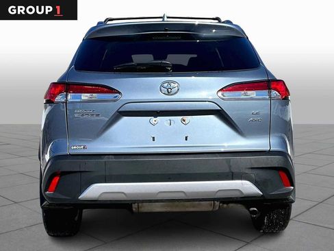 Certified 2022 Toyota Corolla Cross LE image 5