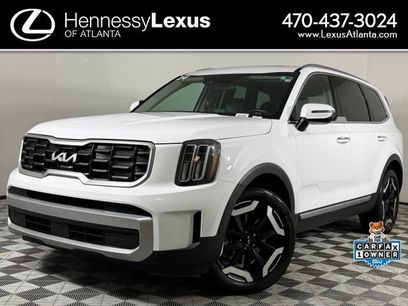 Used 2024 Kia Telluride S w/ S Sunroof Package
