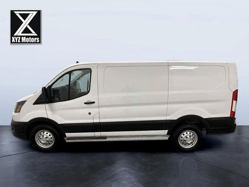 Used 2023 Ford Transit 250 w/ Exterior Upgrade Package image 3