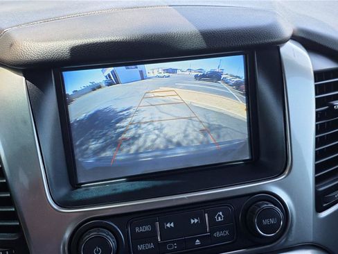 Used 2019 Chevrolet Tahoe LT RWD image 23