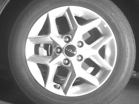 Used 2025 Kia Soul LX w/ LX Technology Package image 12