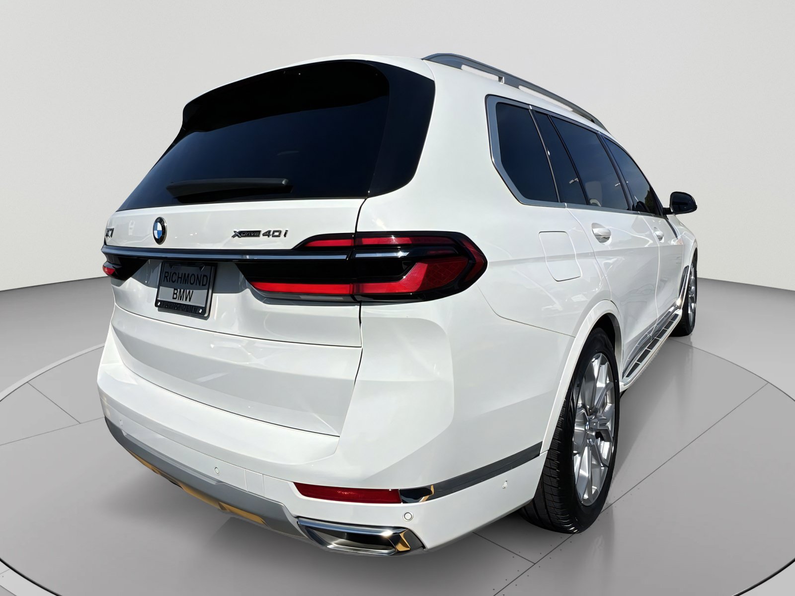 Used 2026 BMW X7 xDrive40i AWD/4WD image 5