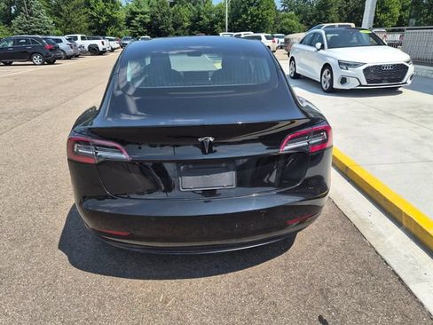 Used 2019 Tesla Model 3 RWD image 7