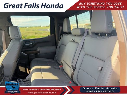 Used 2022 GMC Sierra 1500 SLT w/ Technology Package AWD/4WD image 19