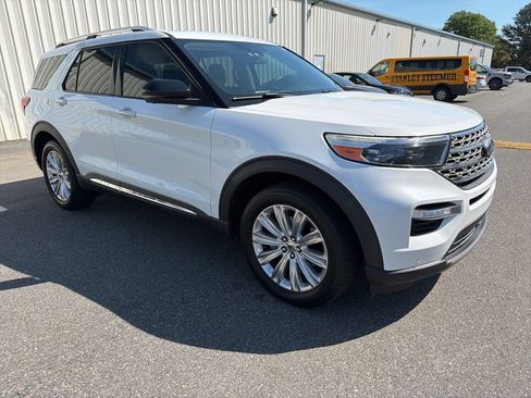 Used 2020 Ford Explorer Limited w/ Class III Trailer Tow Package image 1