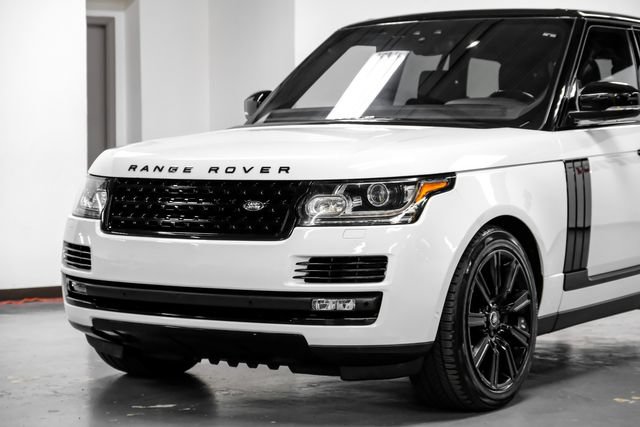 Used 2017 Land Rover Range Rover Supercharged AWD/4WD image 10
