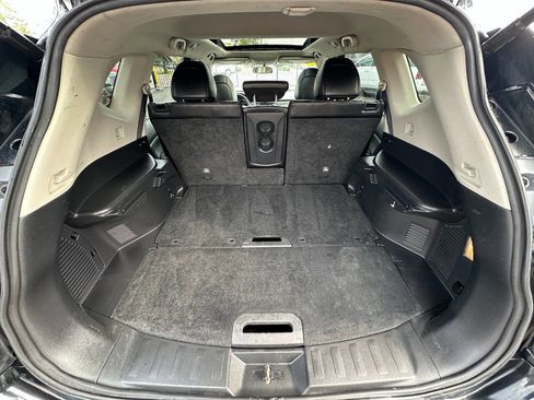 Used 2016 Nissan Rogue SL w/ SL Premium Package image 11