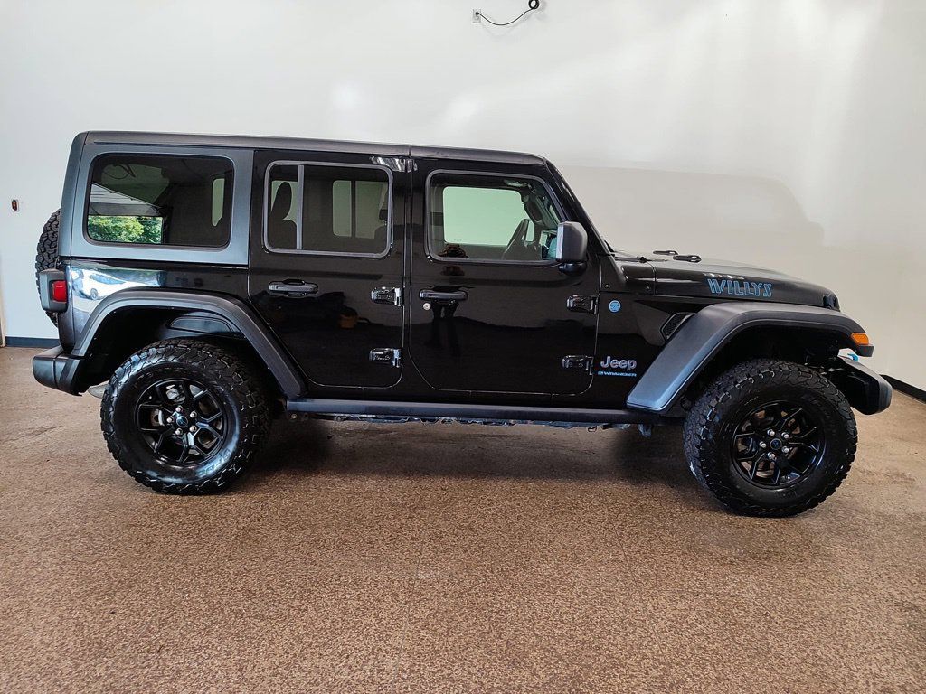 Used 2024 Jeep Wrangler Unlimited AWD/4WD image 7