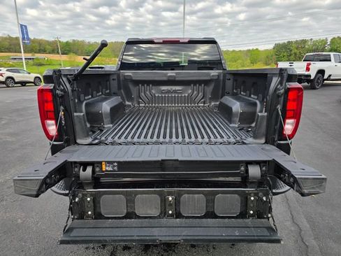 Used 2022 GMC Sierra 1500 Elevation AWD/4WD image 4