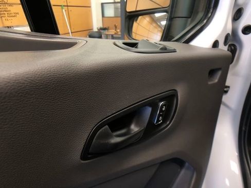 Certified 2023 Ford Transit 350 XL image 12