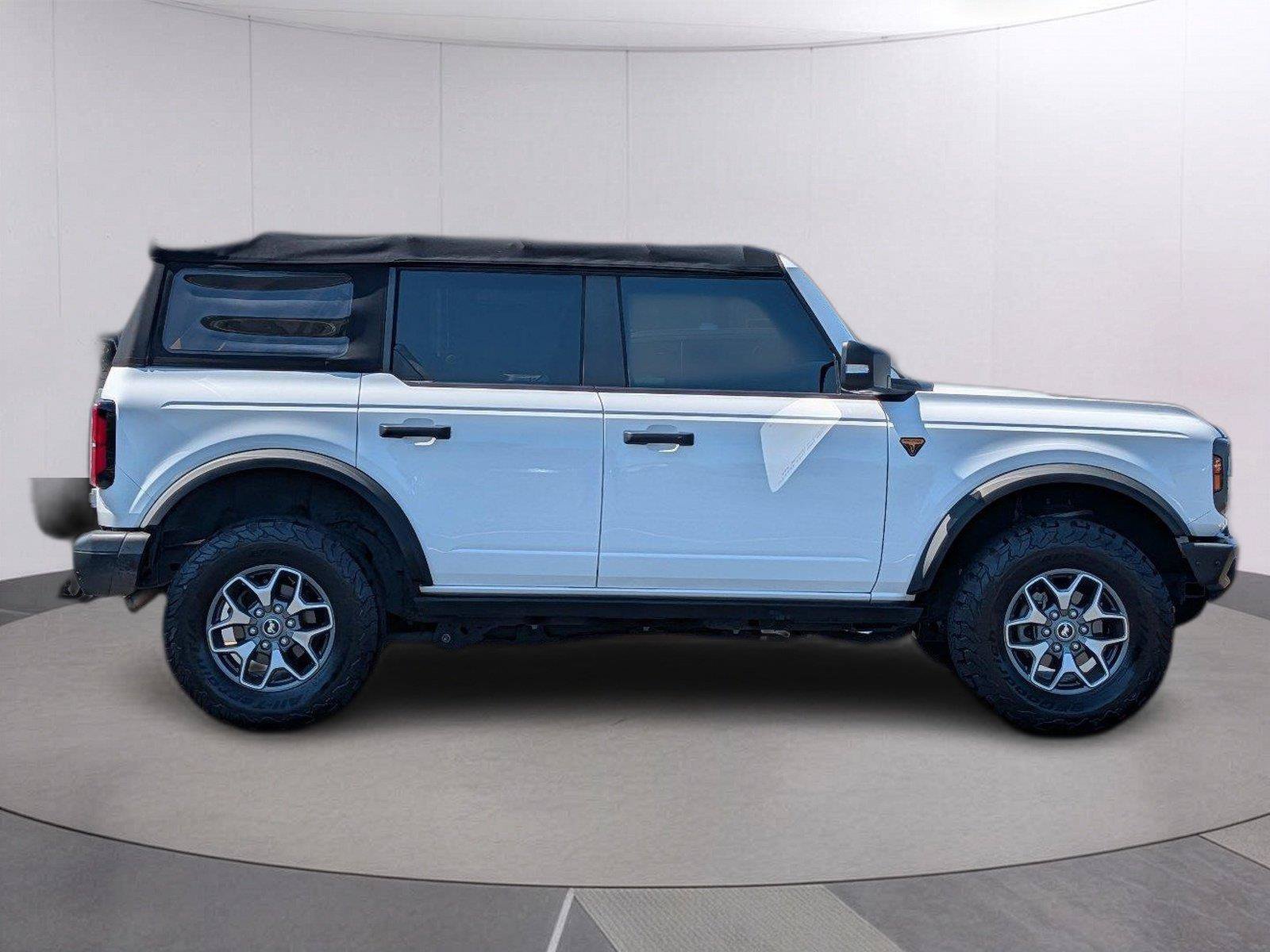 Used 2021 Ford Bronco Badlands AWD/4WD image 6
