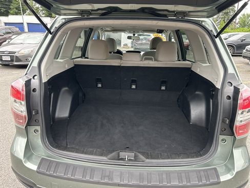 Used 2016 Subaru Forester 2.5i Premium w/ All-Weather Package AWD/4WD image 9